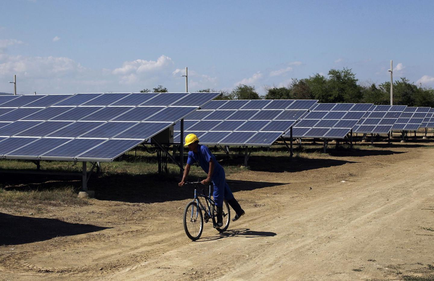 Paneles solares en Cuba 02
