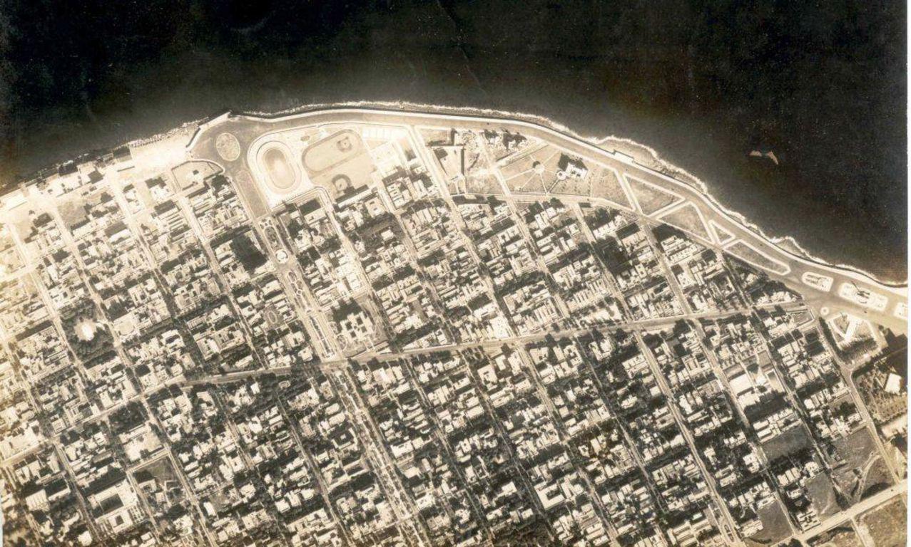Vue aérienne de la rue Línea et du quartier du Vedado au tournant du siècle