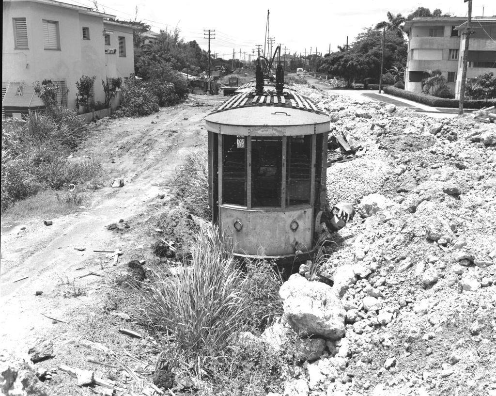 Les lignes du tramway de La Havane sont recouvertes pour laisser la place aux voitures