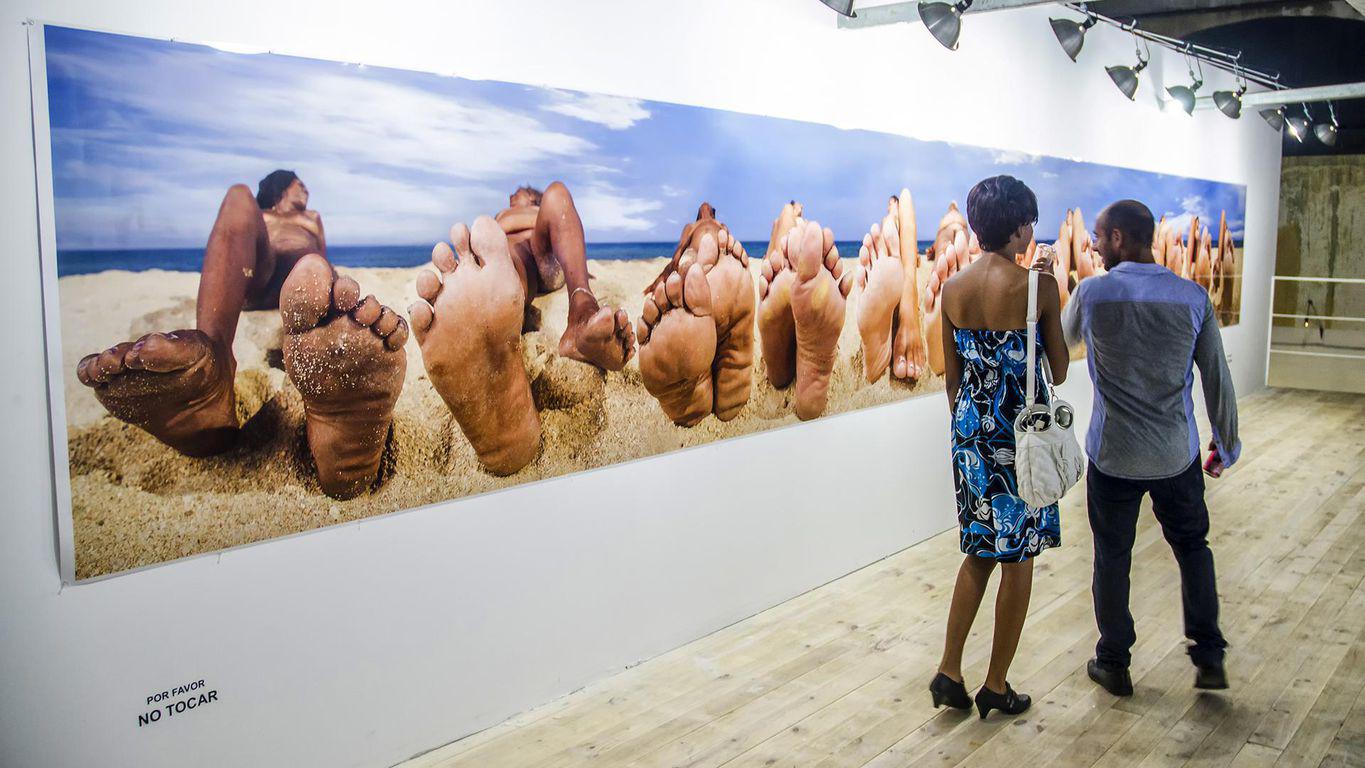 Les expositions à la Fàbrica de Arte Cubano ont également un caractère commercial