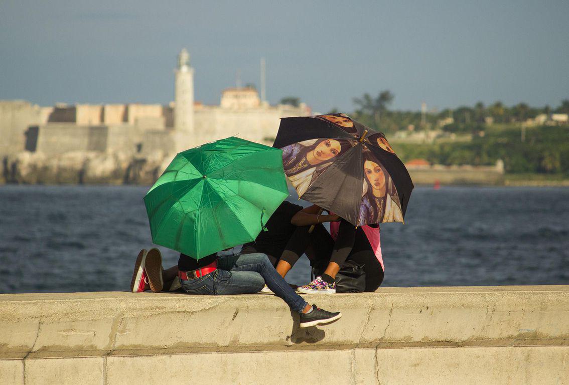 Les petites arnaques à la Cubaine - Détour Local